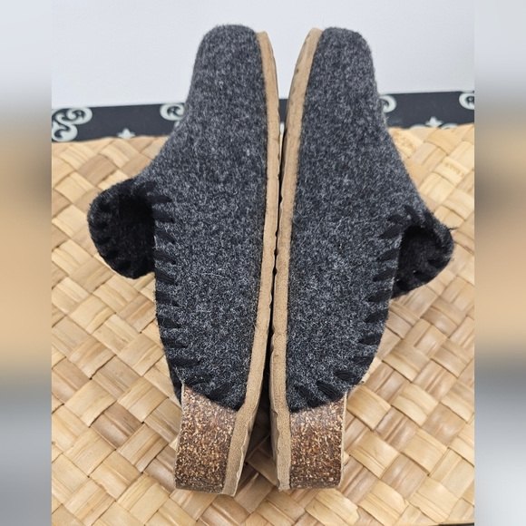 Garnet Hill Cork Mule Gray Slip-Ons Size 10 - Picture 6 of 10